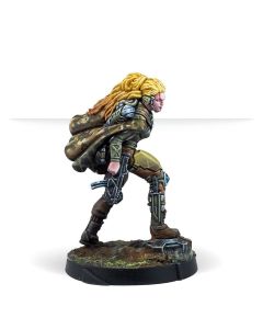 Infinity Aida Swanson, Submondo Smuggler (Submachine gun)